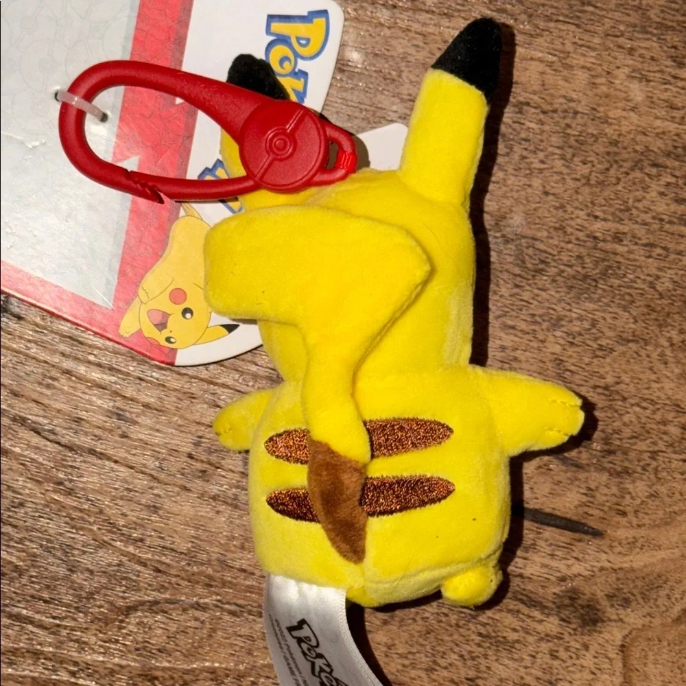 Pokémon Pikachu Keychain Plush